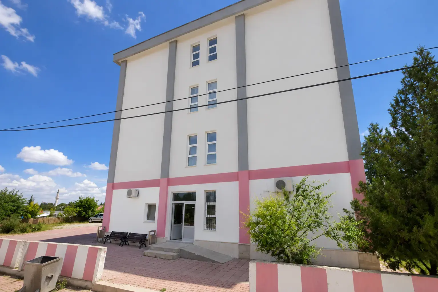Sarayönü İtfaiye Hizmet Binası - Image 1