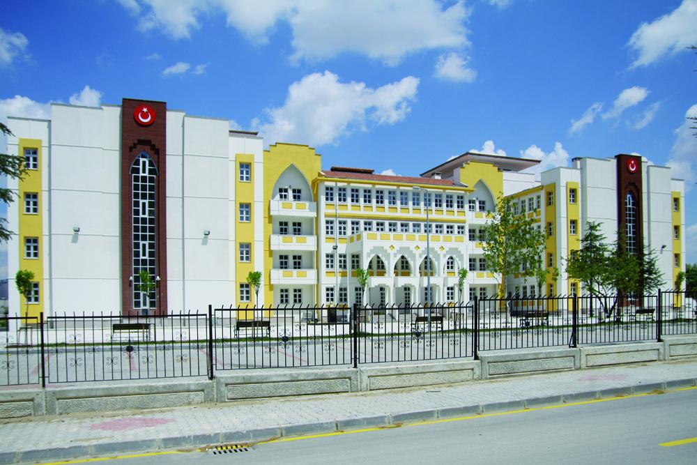 TOKİ Altıeylül 32-Classroom Primary Education School - Image 1