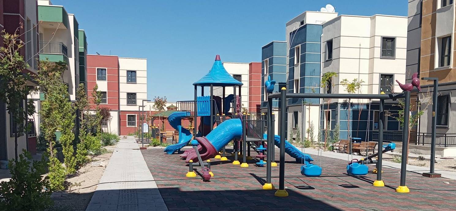 Yozgat İli Sorgun İlçesi Doğankent Mahallesi 2 Etap 141 Adet Konut Ve 2 Adet Dükkan İnşaatı ile Altyapı ve Çevre Düzenlemesi İşi - Image 1