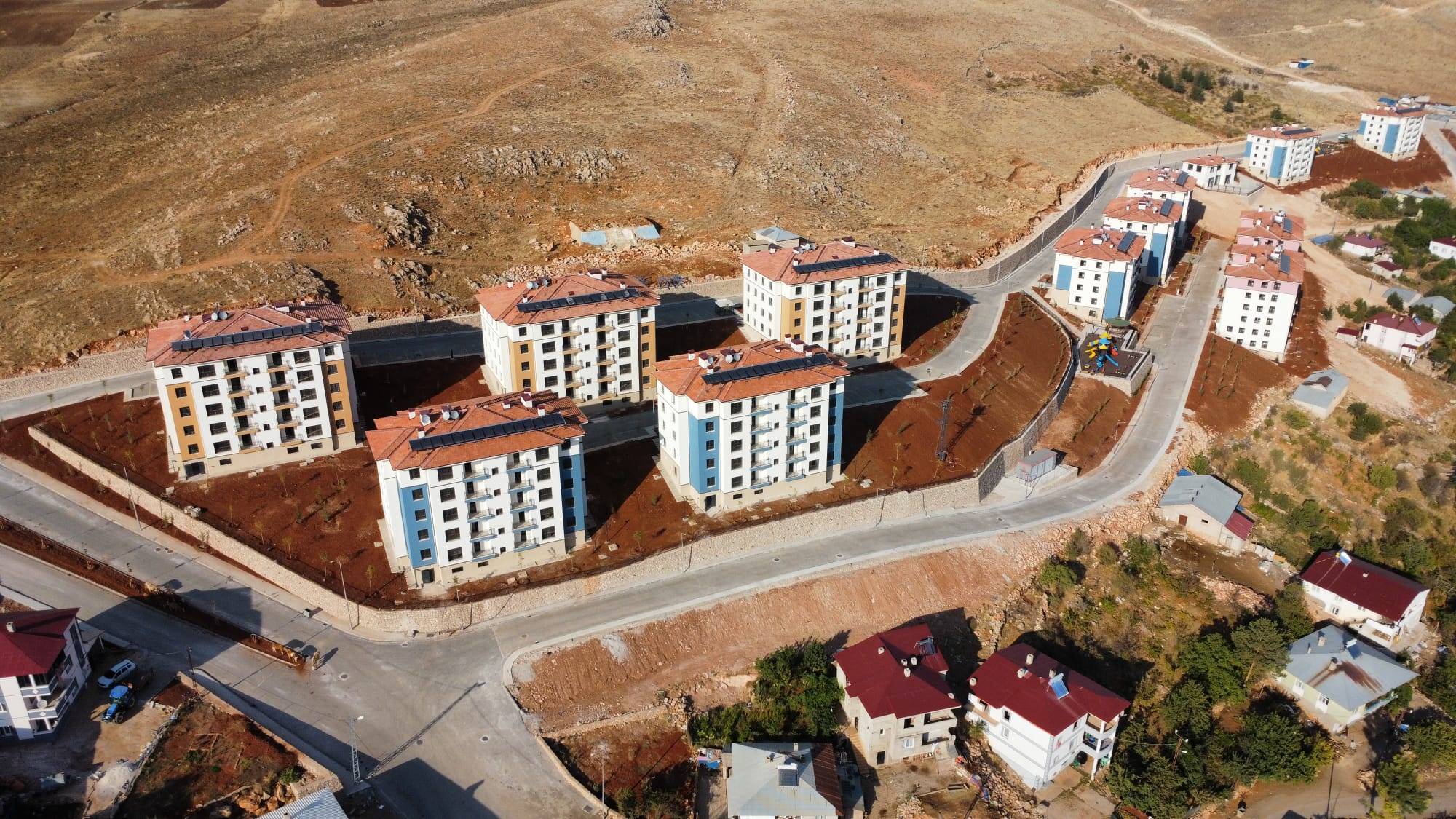 Trabzon İli Araklı İlçesi Özgen Mahallesi 178 Adet Konut İnşaatı İle Altyapı ve Çevre Düzenlemesi İşi - Image 1